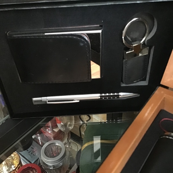 Men's Gift Set Silver/Black - Picture 3 of 4